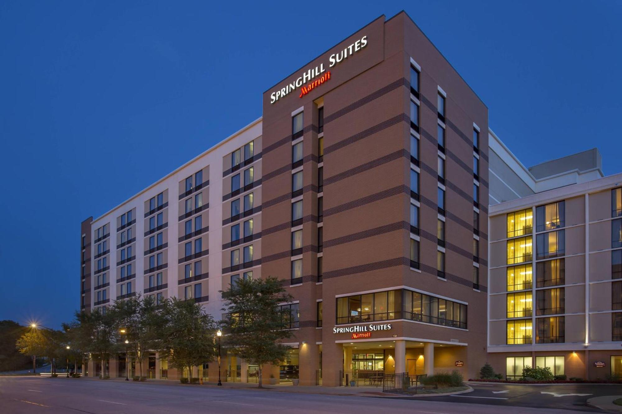 Springhill Suites Louisville Downtown Exterior photo